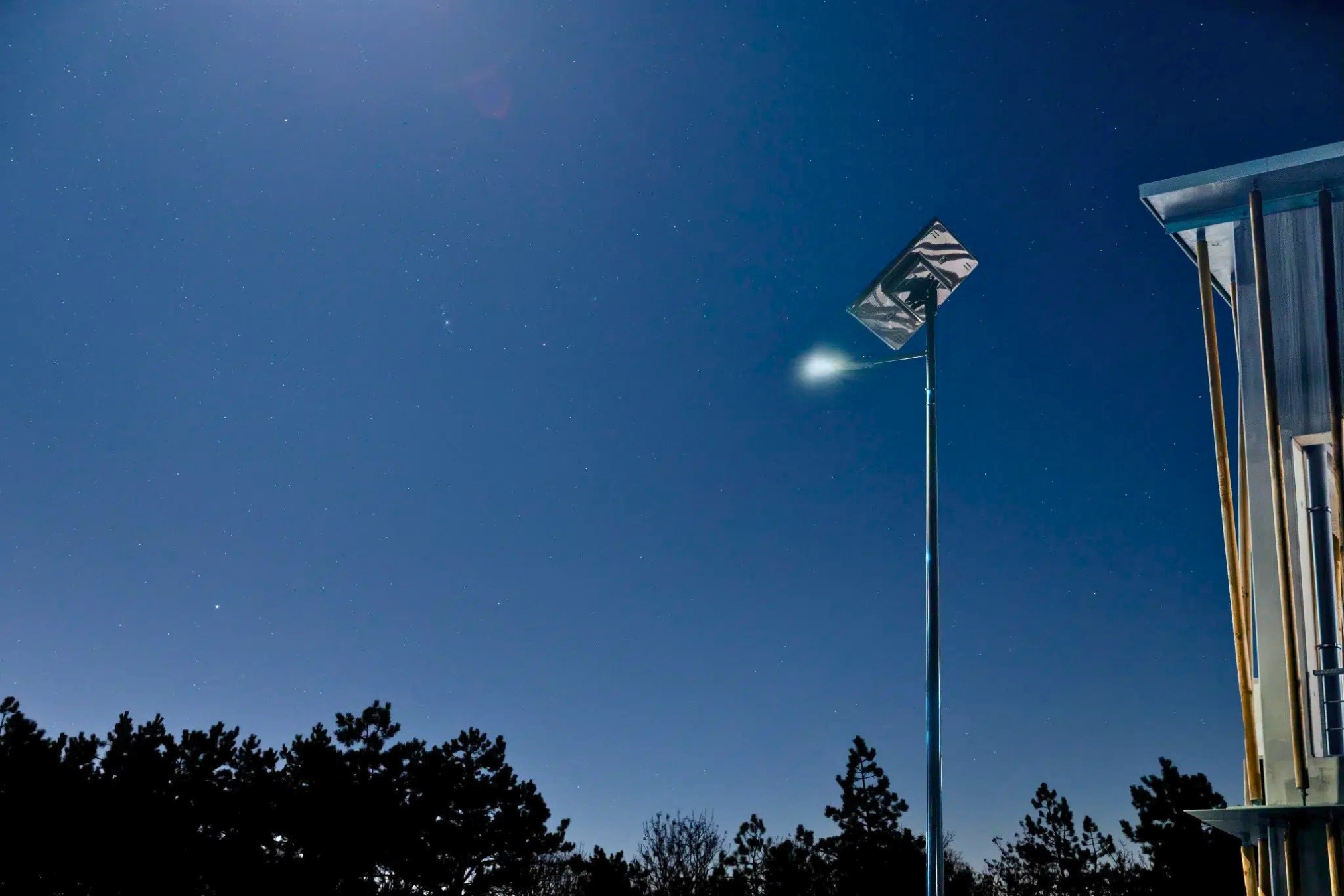 Solutions solaires DarSky sous ciel étoilé