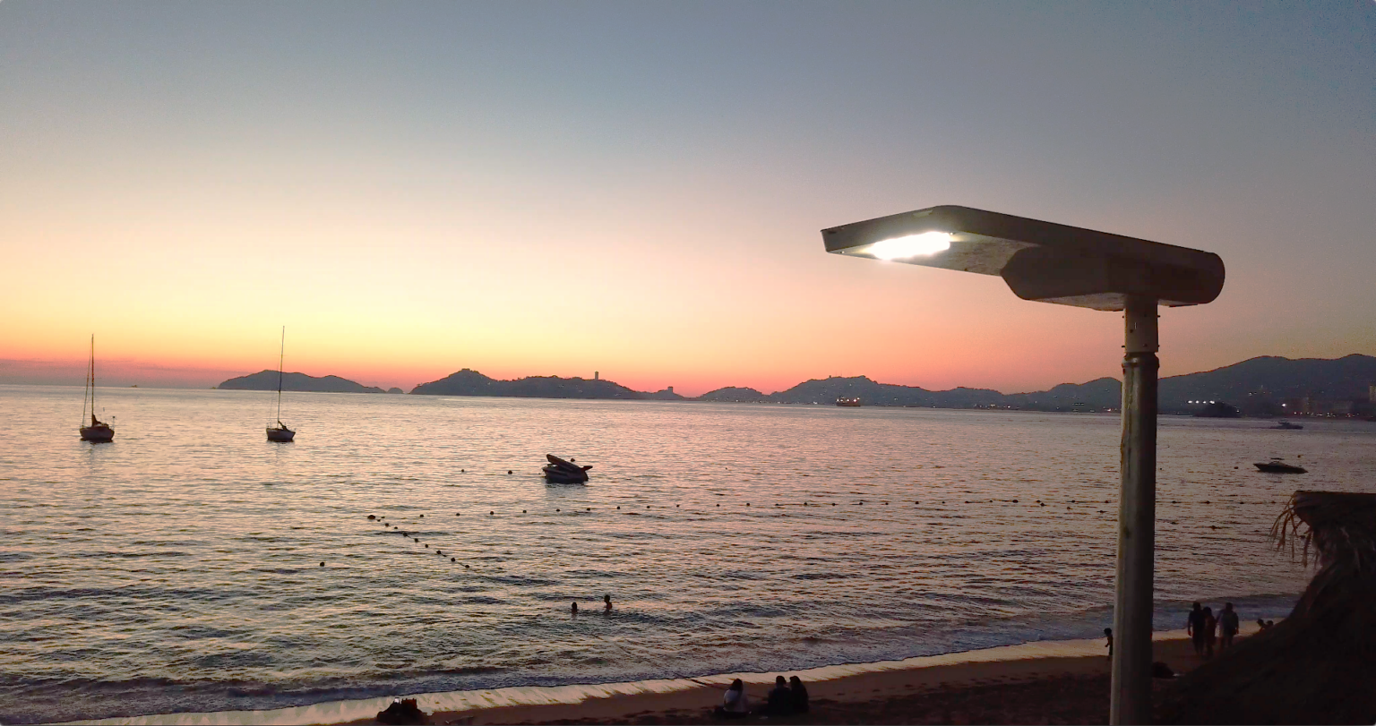 Solar Fasteners Solar lighting in coastal areas: guide - Sunna Design